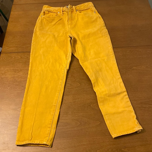 Women’s mustard colored Madewell jeans - Picture 1 of 6
